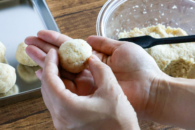 パン粉ドーナツの作り方 手順3